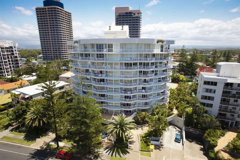 Surf Parade Resort - Queensland Tourism 0