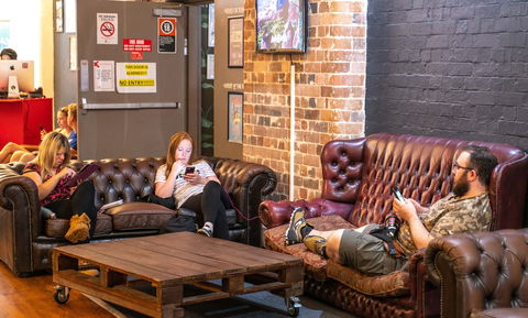 Base Sydney - Hostel - Queensland Tourism 5