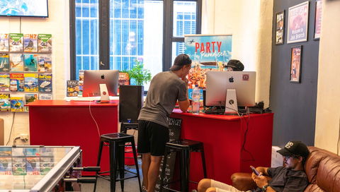 Base Sydney - Hostel - Queensland Tourism 2