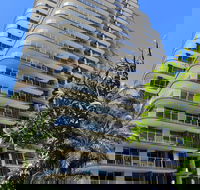 Sunbird Beach Resort - Queensland Tourism