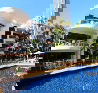 St Tropez Apartments - Queensland Tourism
