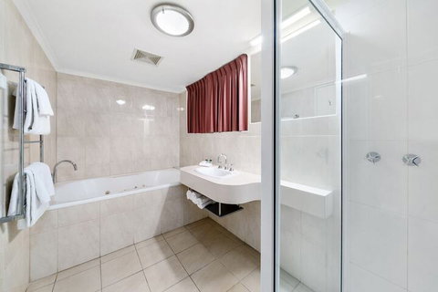 City Reach Motel - QLD Tourism 5