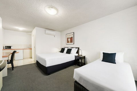 City Reach Motel - QLD Tourism 3