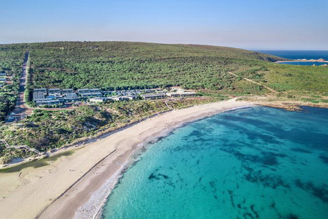 Smiths Beach Resort - Queensland Tourism 1