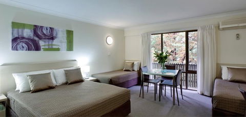 Ibis Styles Canberra Tall Trees - Queensland Tourism 2