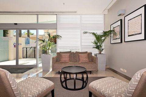 Grand Apartments - QLD Tourism 4