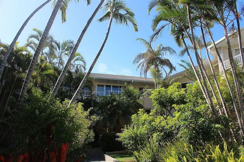 Surfers Del Rey - Queensland Tourism 3