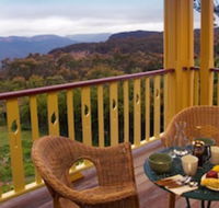 moments Mountain Retreat - Queensland Tourism