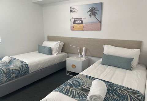 Coolum At The Beach - Queensland Tourism 1
