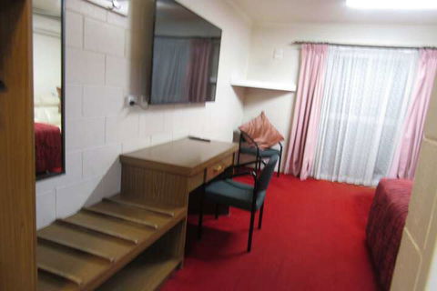 The Park Motel - Queensland Tourism 5