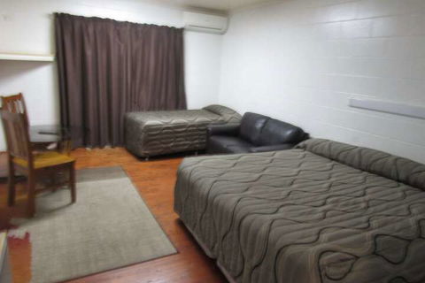 The Park Motel - Queensland Tourism 2