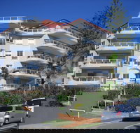 Casablanca Palms on the Beach - QLD Tourism