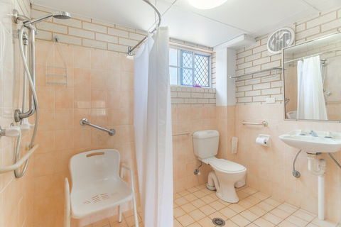 Santa Fe Motel & Holiday Units - QLD Tourism 5