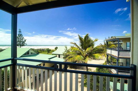 Fraser Island Beach Houses - Queensland Tourism 6
