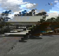 Tuckerbox Motor Inn