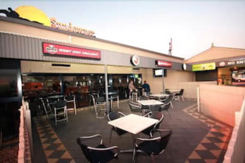 Sundowner Motel Hotel - Queensland Tourism 5