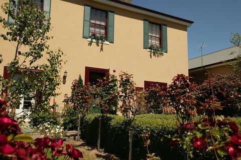 Blakes Manor Self Contained Heritage Accommodation - QLD Tourism 2