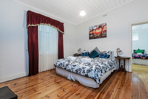 Treasured Memories Cottage - Queensland Tourism 7