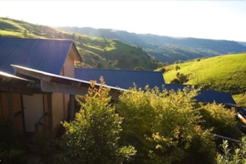 Top Of The Hill - QLD Tourism 2
