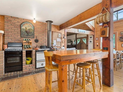 Walshan House - Queensland Tourism 1