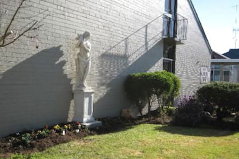 Goulburn Motor Inn - QLD Tourism 1