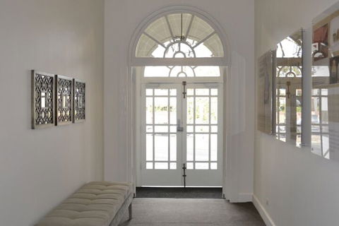 Devlin Apartments - Queensland Tourism 5