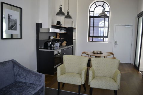 Devlin Apartments - Queensland Tourism 7