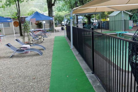 Adina Lodge Holiday Units - Queensland Tourism 4