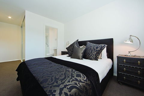 Accommodate Canberra - Domain - Queensland Tourism 0