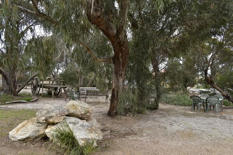 Kangaroo Island Holiday Village - Queensland Tourism 1
