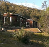 Hobart Bush Cabins - Queensland Tourism
