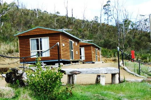 Hobart Bush Cabins - Queensland Tourism 4