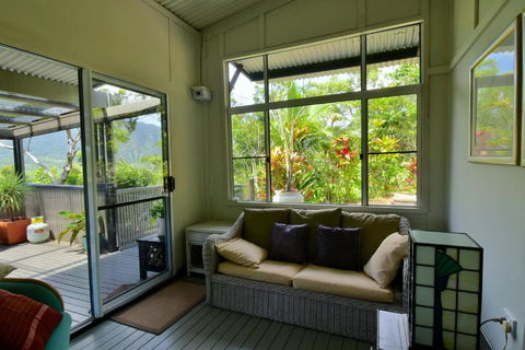 Cow Bay Hilltop Escape - Queensland Tourism 1