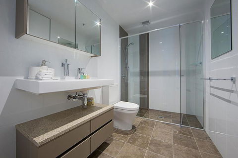 Accommodate Canberra Manhattan On The Park - Queensland Tourism 2
