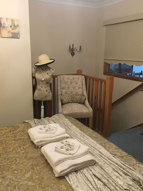 Mountain Lodge - QLD Tourism 2