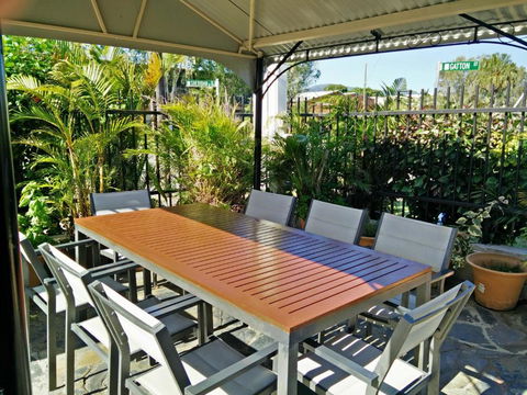 Cairns Motor Inn - QLD Tourism 1