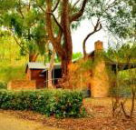 Cedarwood Cottage - QLD Tourism