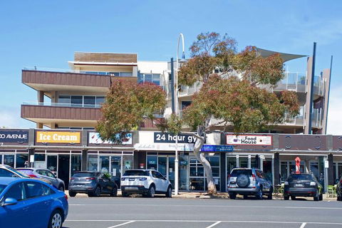 Rejuvenate At San Remo - Rejuvenate Stays - QLD Tourism 2