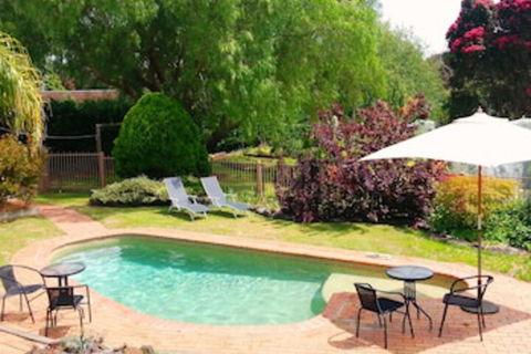The Musicians Retreat B & B - Queensland Tourism 0