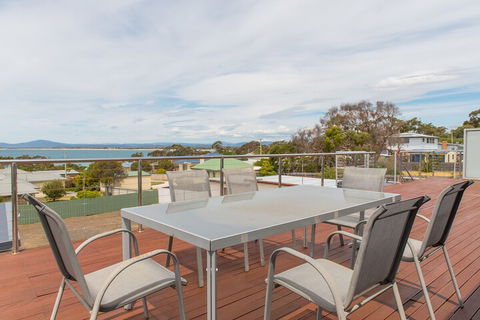 Bridport Holiday House - QLD Tourism 4