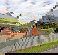 Rose Cottage - Historic Luxury - QLD Tourism