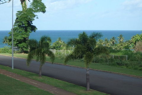 Nautilus Apartments - Queensland Tourism 6