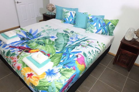 Nautilus Apartments - Queensland Tourism 3