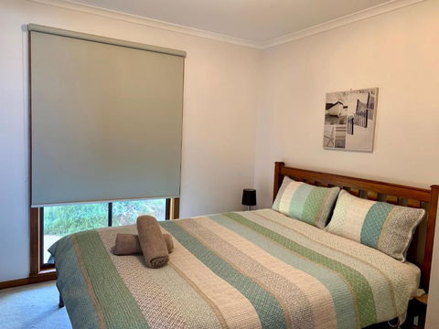 Fareview Beach House - Queensland Tourism 6