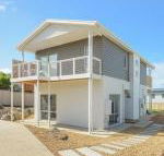 Boomer Beach Retreat Pet Friendly WiFi - Queensland Tourism