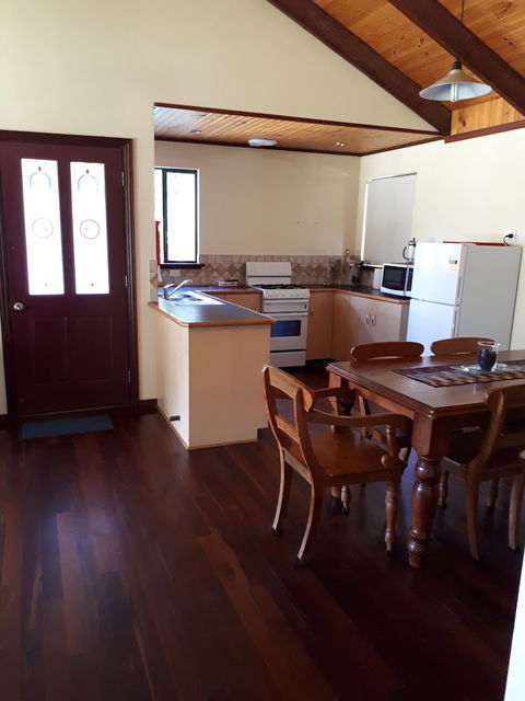 Walpole Wilderness Resort - QLD Tourism 6