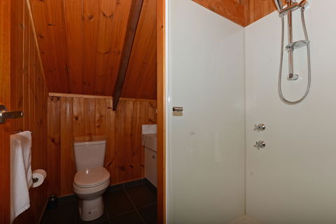 Cloudy Bay Villa - Queensland Tourism 4