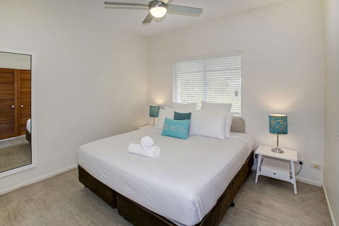 Rimini Holiday Apartments - QLD Tourism 3
