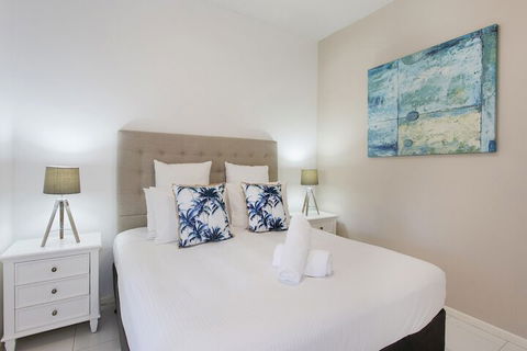 Rimini Holiday Apartments - QLD Tourism 6