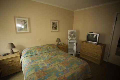 Hotel Tasmania - Queensland Tourism 5